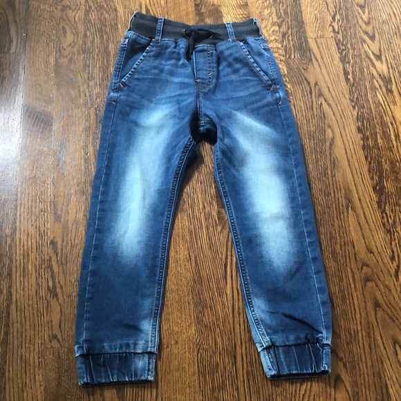 Jeans with elastic bottom - Picture 1 of 6